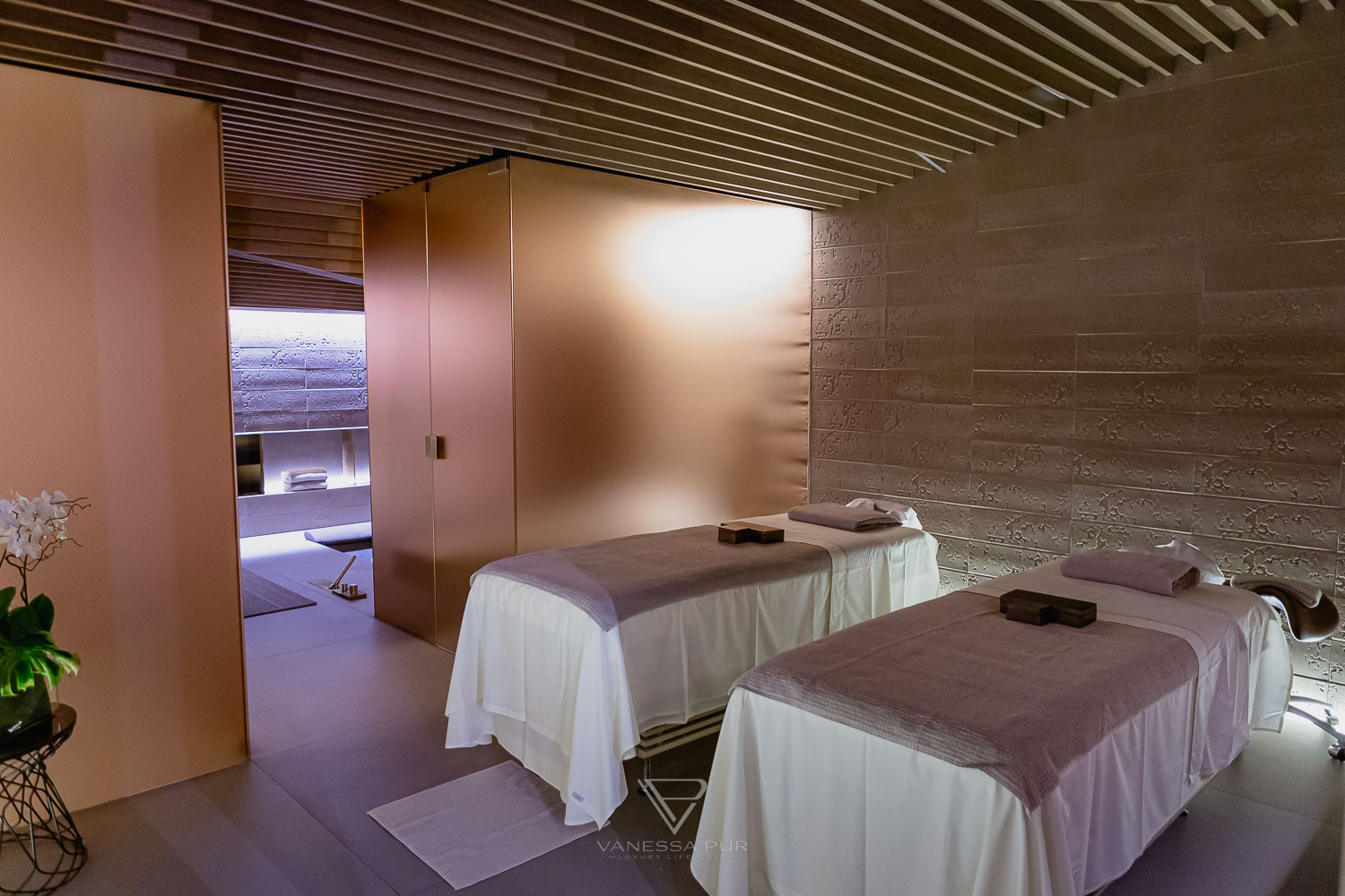 Spa Four Seasons Hotel Milan - Luxury Wellness - Wellness in Milan, Italy - Four Seasons Spa - Massage, rest and relaxation.