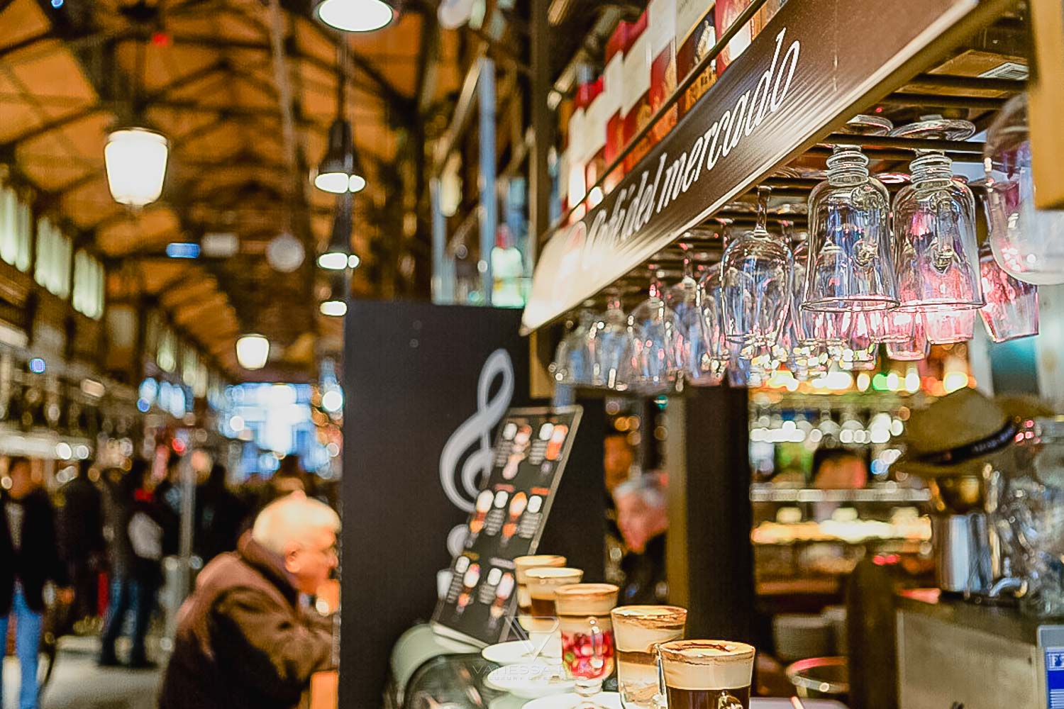 Madrid Top 10 Restaurants für Tapas und Süßes - Sehenswürdigkeiten - Mercado de San Miguel - Madrid, Spanien - Tapas, Bars und Entertainment