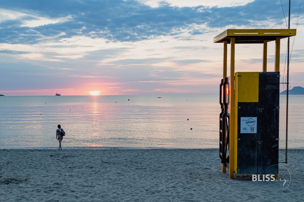 Spanien- Alcudia - Sonnenaufgang am Strand von Mallorca - Mittelmeer