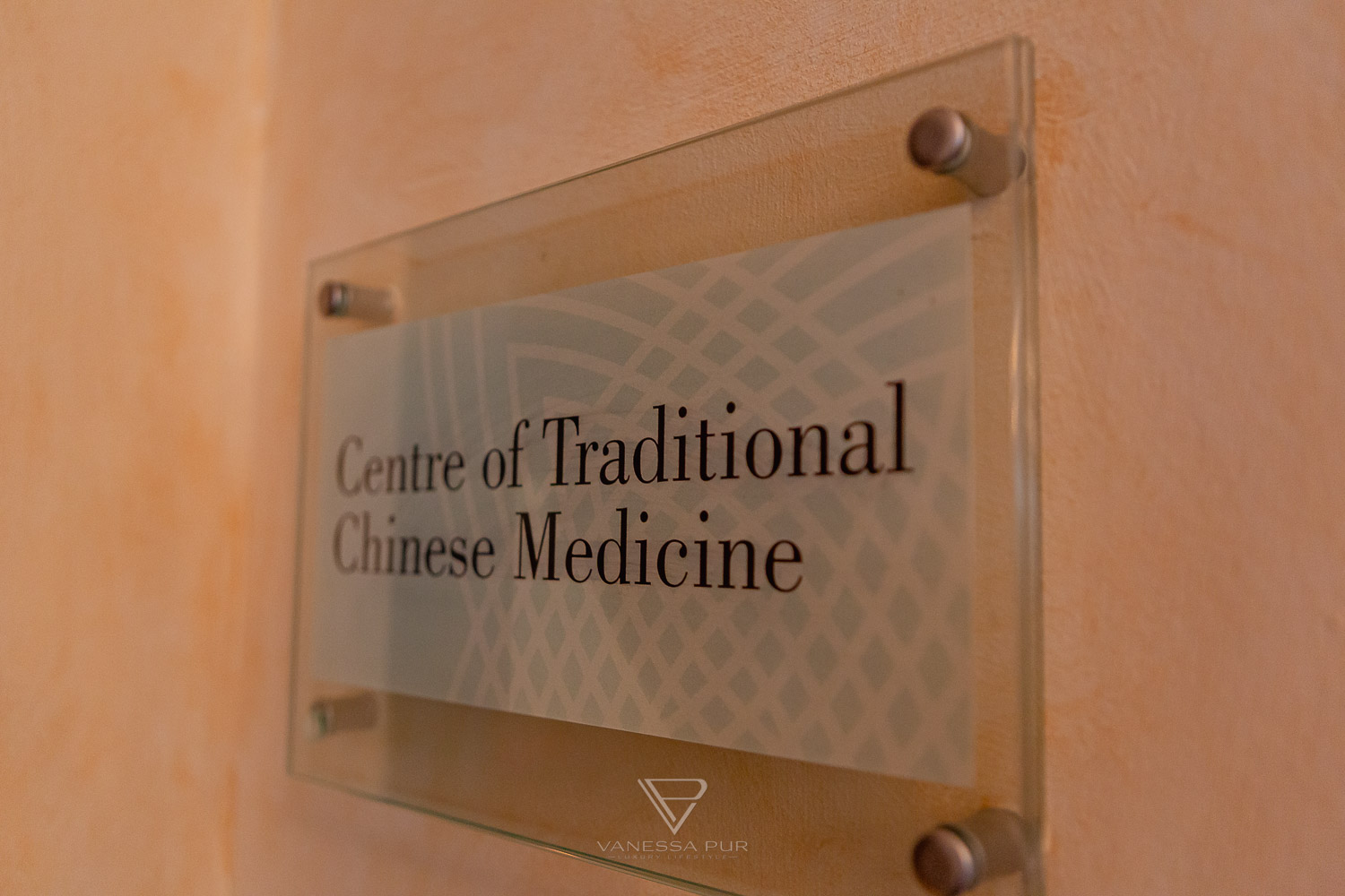 Acupuncture at the St. Regis Mardavall Mallorca Luxury Spa - Wellness in Mallorca - Traditional Chinese Medicine - Relaxation at the St. Regis Mardavall