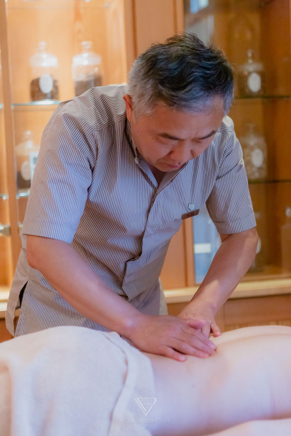 Acupuncture at the St. Regis Mardavall Mallorca Luxury Spa - Wellness in Mallorca - Traditional Chinese Medicine - Relaxation at the St. Regis Mardavall