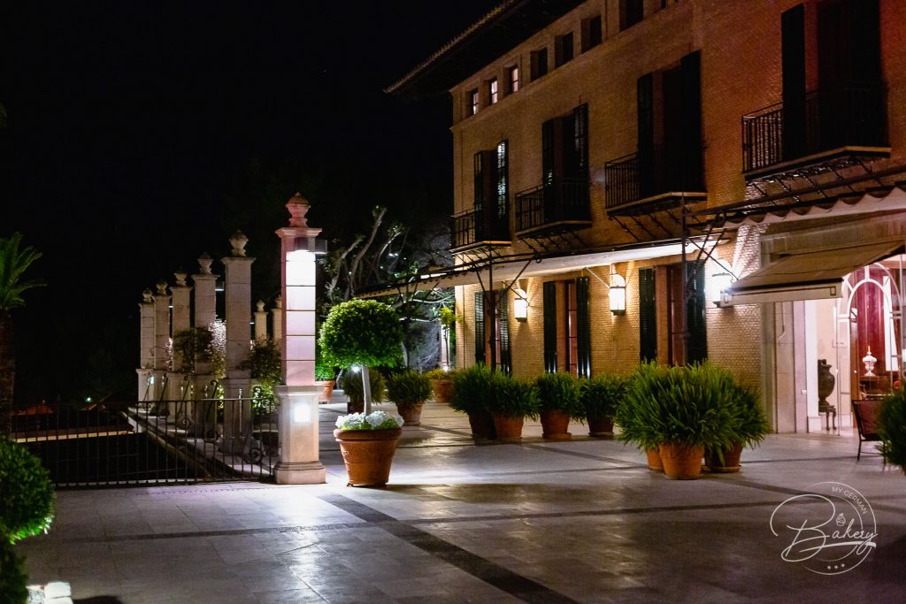 Es Vi Restaurant Mallorca - Palma de Mallorca - Castillo Son Vida Hotel - Es Vi Mallorca - Tapas Restaurant und beste Aussicht über Palma mit schönster Terrasse der Balearen-Insel - ein Ausblick über Palma de Mallorca, dazu Tapas, spanische Gerichte