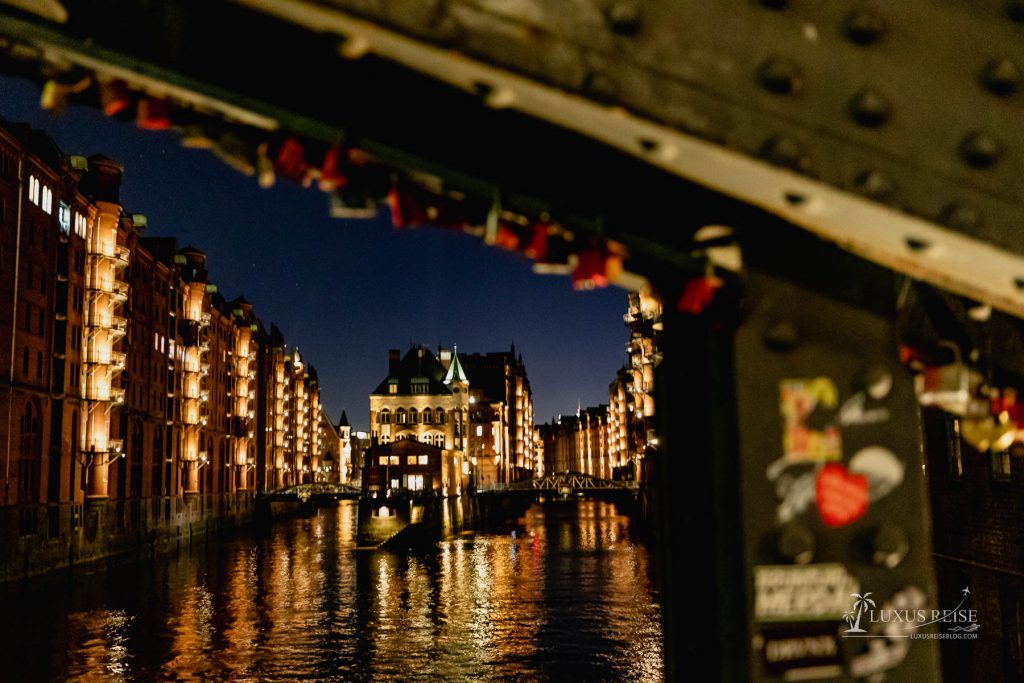 Hamburg Sehenswürdigkeiten - Top10 Reisetipps Hamburg - Was sollte man in Hamburg gesehen haben - Speicherstadt, Hafencity, Reeperbahn