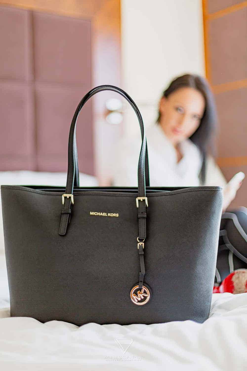 Michael Kors Handbags - MK Bags Trends 1 Michael Kors Handbags and Bag Trends - MK Bags Trends - Shopper - Shoulder Bag - Elegant Jetset