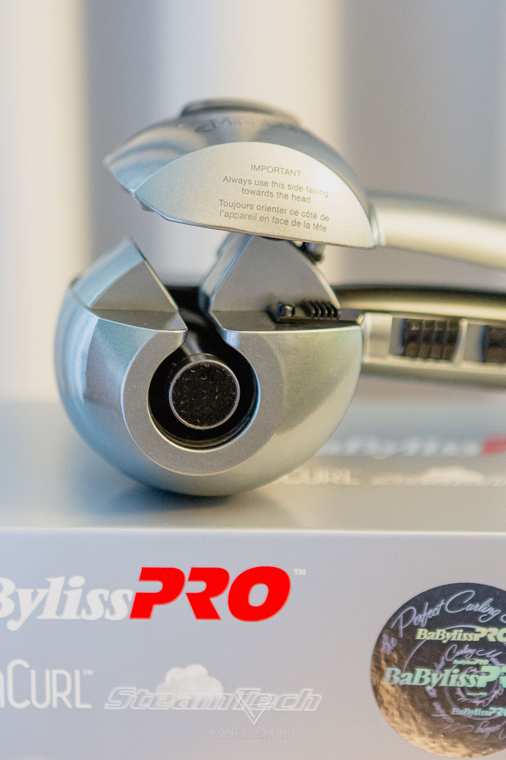 Curls with the BaByliss Pro MiraCurl SteamTech BAB2665SE - Review