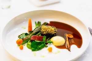 Kai3 Restaurant auf Sylt- 1-Stern Guide Michelin - vegetarische Sterne-Gastronomie - Vegetarisches Fine Dining - KAI3 - Gourmet-Sterne-Gastronomie auf Sylt - Jens RIttmeyer, Meister der Saucen bietet im Gourmet Restaurant des Budersand-Hotel Hörnum Sylt