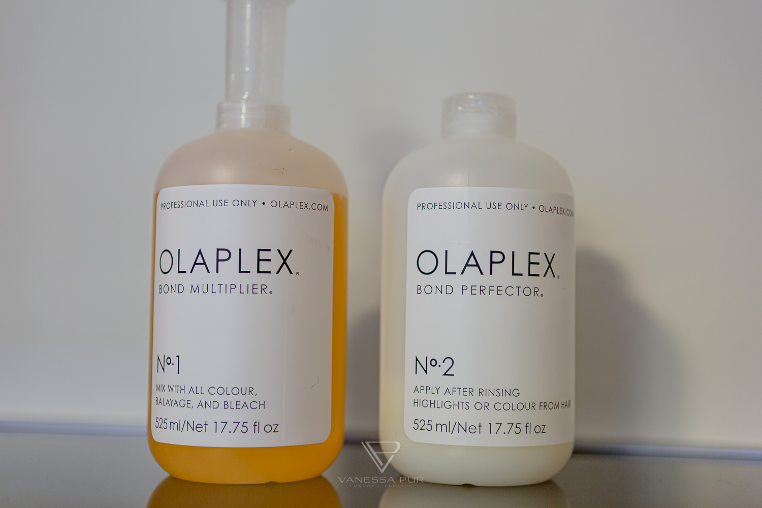 Olaplex experience - hair bleaching, hair lightening and hair coloring at the hair salon