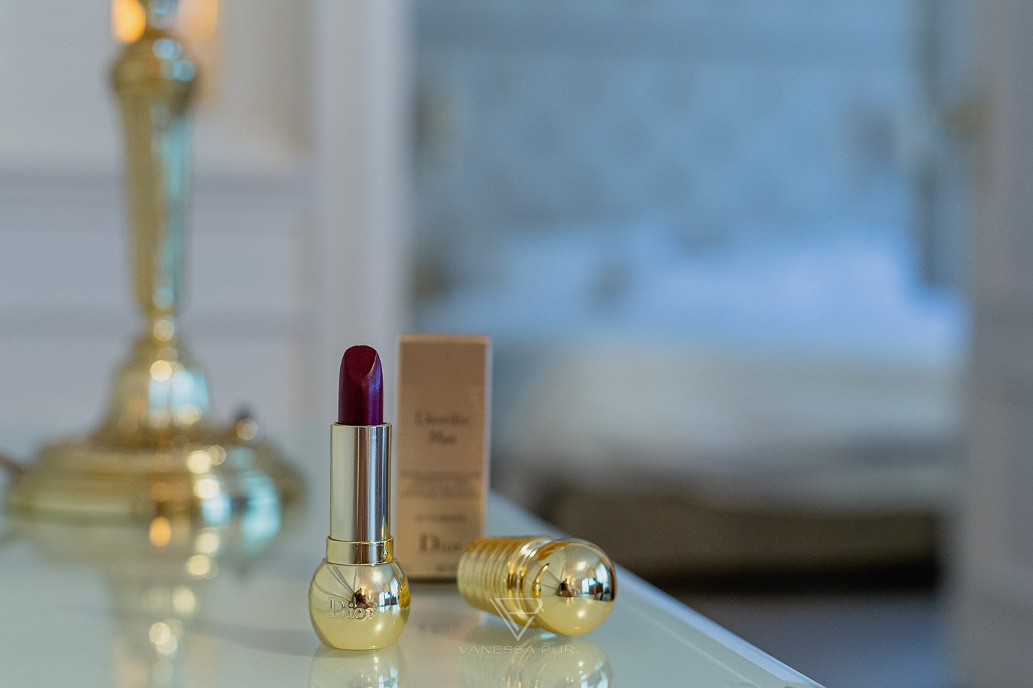Dior Lipstick - Diorific Mat Troublante 590 2 Dior Lipstick - Diorific Mat Troublante 590 - luxury cosmetics lipstick