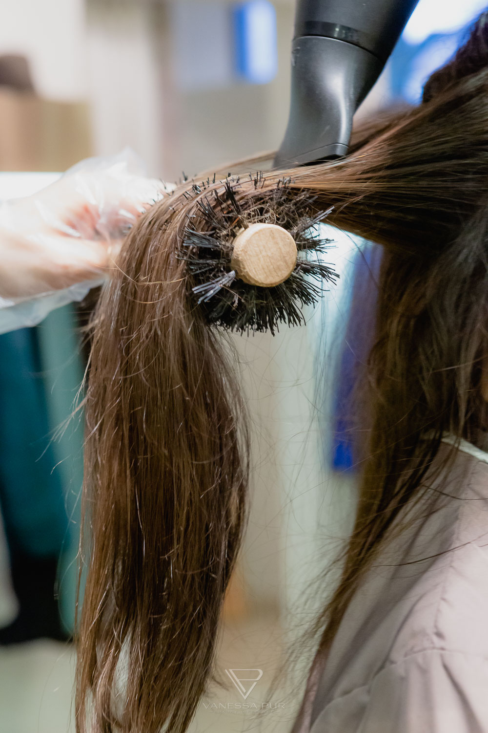 Keratin Glättung - glatte Haare mit Keratin Kur - Friseur Erfahrung