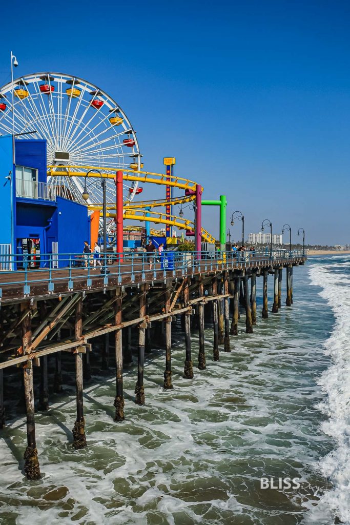 Los Angeles - Santa Monica Pier - Ferris Wheel - Riesenrad und Steg - Sehenswürdigkeiten Los Angeles - Scenic Spots - Baywatch