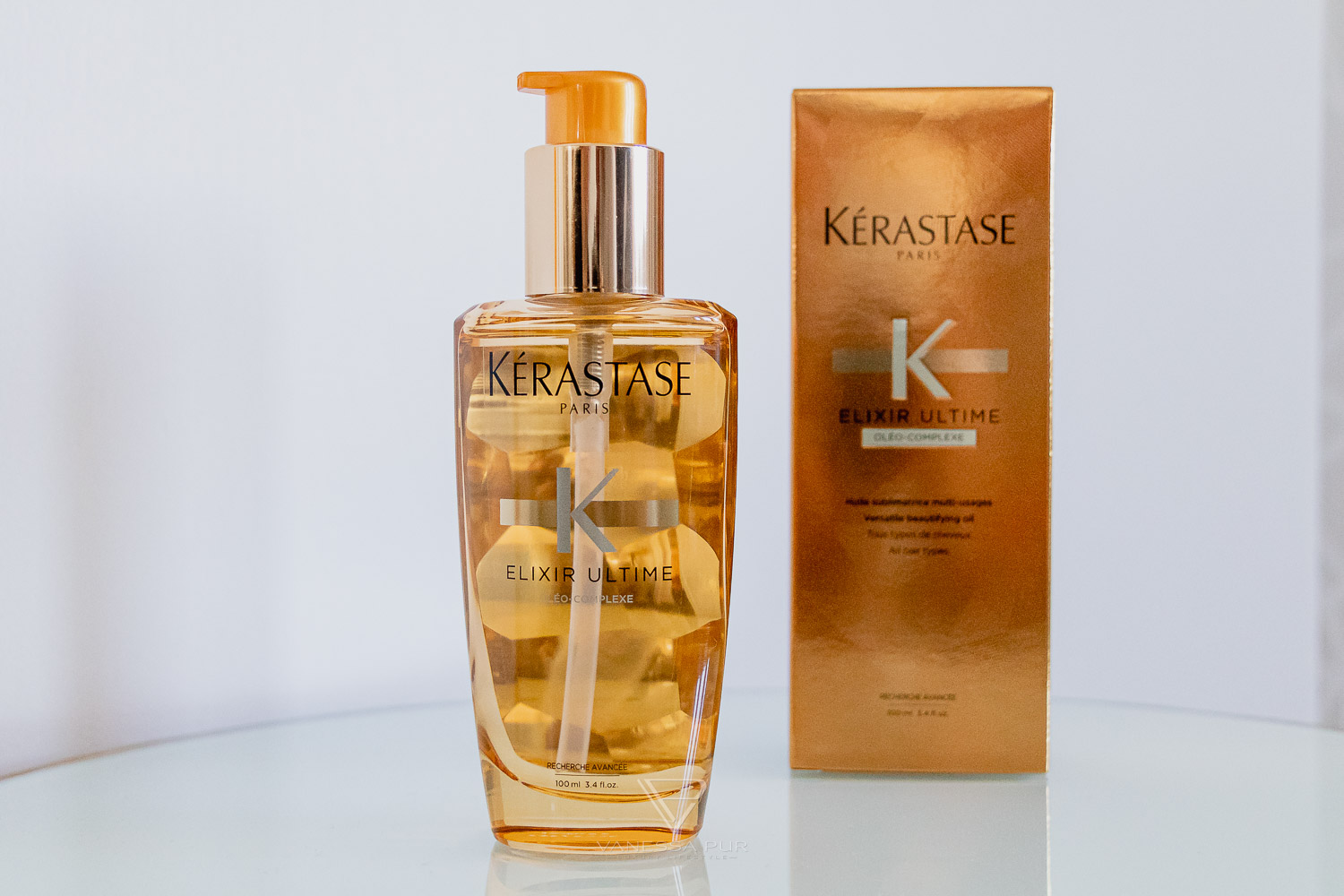 Best Kerastase hair care for beautiful long hair - dry and colored hair - Beautyblogger - hair and extensions - how to care for extensions - what shampoo to use?