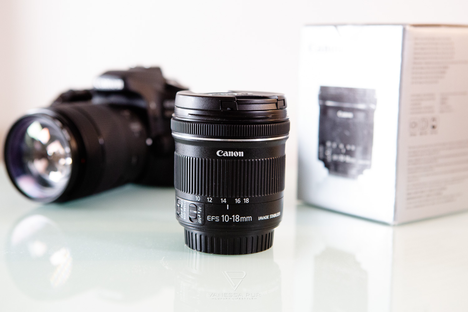 CANON 10-18mm f4.5-5.6 IS STM - YouTuber lens for daily VLOGs- CANON 10-18mm f4.5-5.6 IS STM - YouTuber Lens Vlogs - Best VLOGGING Lens - The Perfect Lens for YouTube Videos - Affordable Lens with Wide Angle - Zoom Lens for Beginners - Good Light Performance and Image Stabilizer - CANON EF-S 10-18mm - YouTuber Lens