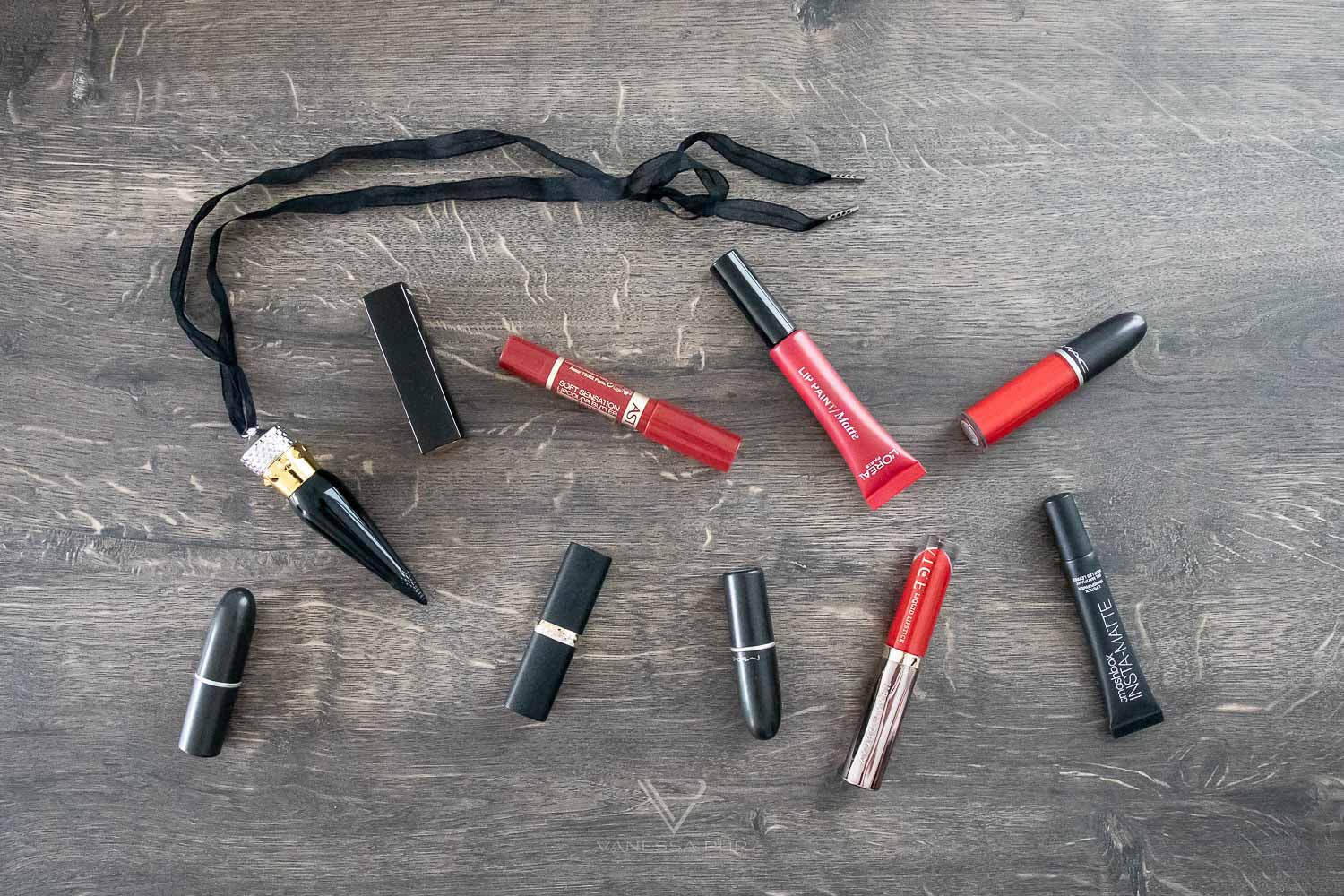 Red lipsticks - best matte colors for red lips - Red matte lipsticks - best matte colors for red lips - top 5 red lipsticks in test from MAC, Louboutin to Chanel