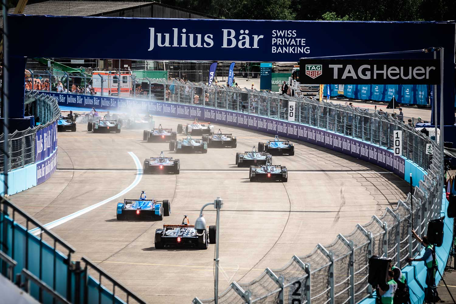 Formel E Rennen in Berlin - Flughafen Tempelhof - VIP bei MS Amlin Andretti Racing Team - FIA Formula E - Electric Streetracing - Grid Girl - Speed Event Motorsport Event Blogger