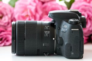 Canon 77D - Die beste Kamera für YouTuber, Blogger, Hobbyfotografen - Erfahrungen - Die Allround-Kamera Canon 77D Produkttest und Bewertung - Erfahrung mit der Canon Kamera - Technikblogger Vanessa Pur - Vergleich Canon EOS 200D vs. EOS 800D vs. 77D - Unterschiede, Vorteile, Handling - Kamera für Blogger - Kamera Einstellungen verstehen - Bessere Fashion Fotos für Fashionblogger