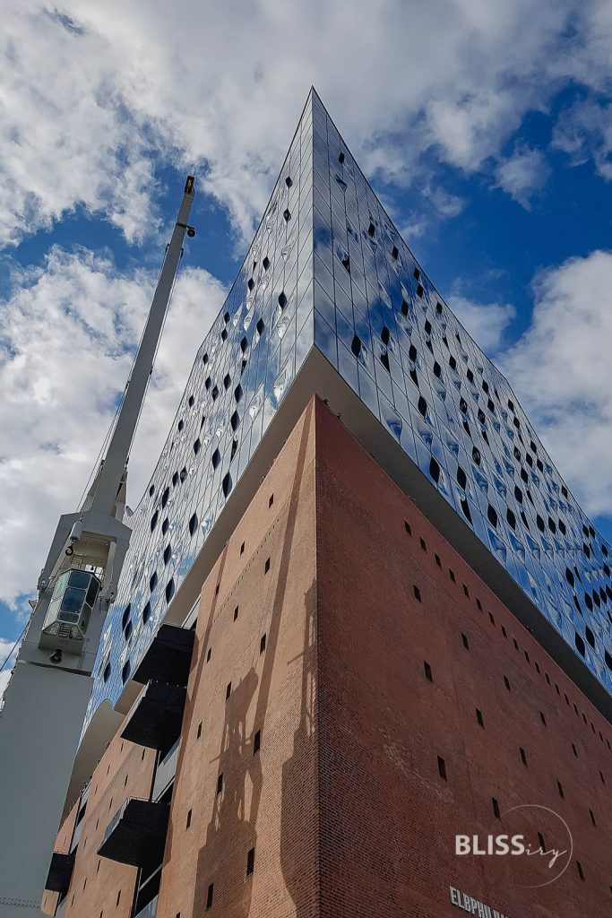 Westin Hotel Hamburg Elbphilharmonie - Luxushotel in Hamburg - Bewertung und Erfahrung - Luxusreiseblog - Aussicht Elbphilharmonie und Plaza - Suiten und Zimmer