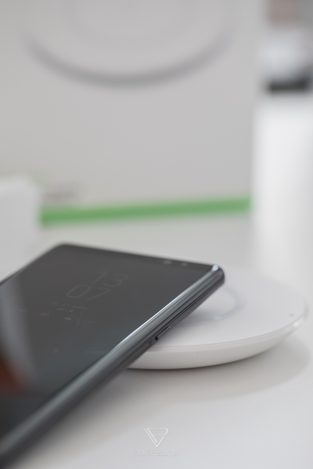 Belkin Boost Up Wireless Charging Station for iPhones in review - Qi Charger - Technology blog - Smartphone blogger - Lifestyle blog - Product test - Rating