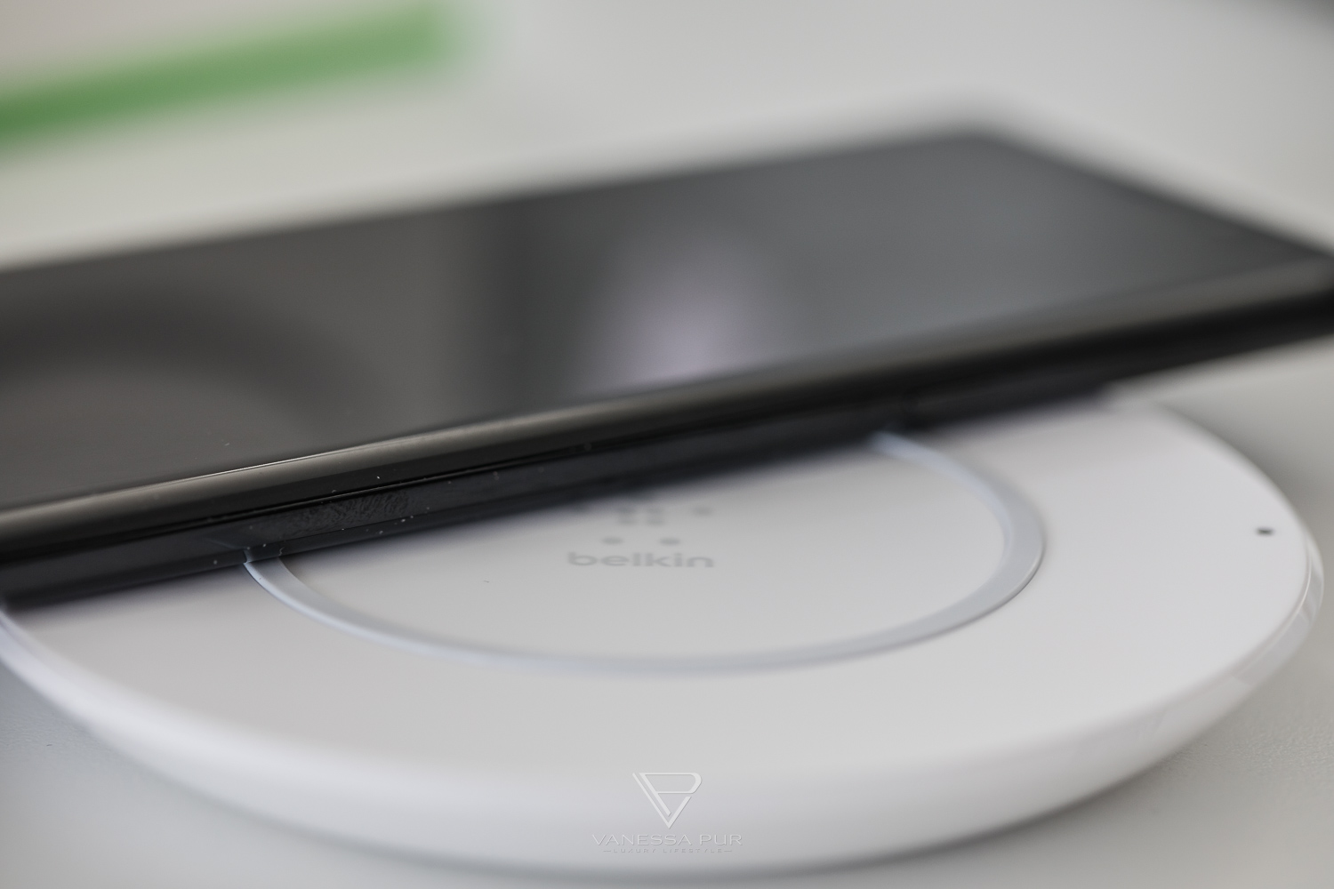 Belkin Boost Up Wireless Charging Station für iPhone im Test - Qi-Charger - Technikblog - Smartphone-Blogger - Lifestyleblog - Produkttest - Bewertung