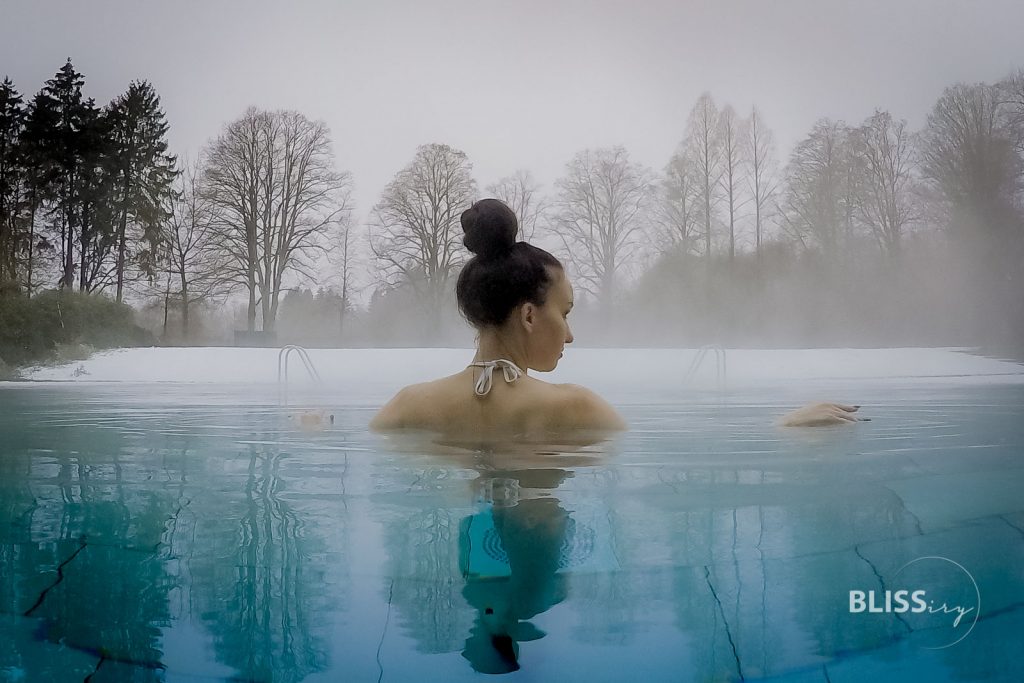 Vanessa Pur - Bad Driburg Wellness im Gräflichen Park - Spa, Sauna und Pool Wochenende - Wellness in NRW - Beste Wellnesshotels - Top Wellnessangebote - Spa Blogger Wellness Blogger - Luxusreiseblog - Luxushotel Vorstellung - Wellness- und SPA Erlebnis in NRW - Wo kann man eine Auszeit machen - Erholung und Romantik-Wochenende im Park - Fine-Dining in OWL - Teutoburger Wald - Gräflicher Park Grand Resort Bad Driburg - Ayurveda Kochkunst mit Eckhard Fischer - Thomas Blümel Küchenchef - Gesundheit und Wellnessblog - Fitnessblogger