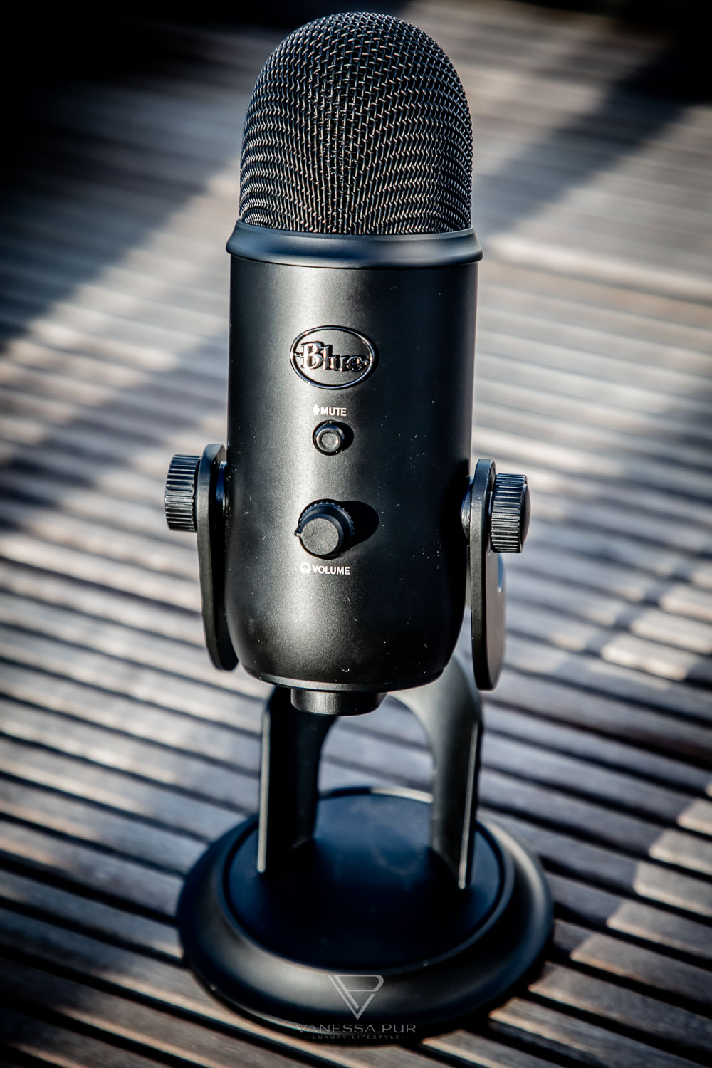 Blue Microphone Yeti - USB microphone for podcasts and videos in review - Podcast microphone with USB connection - evaluation and product test for YouTube and ASMR