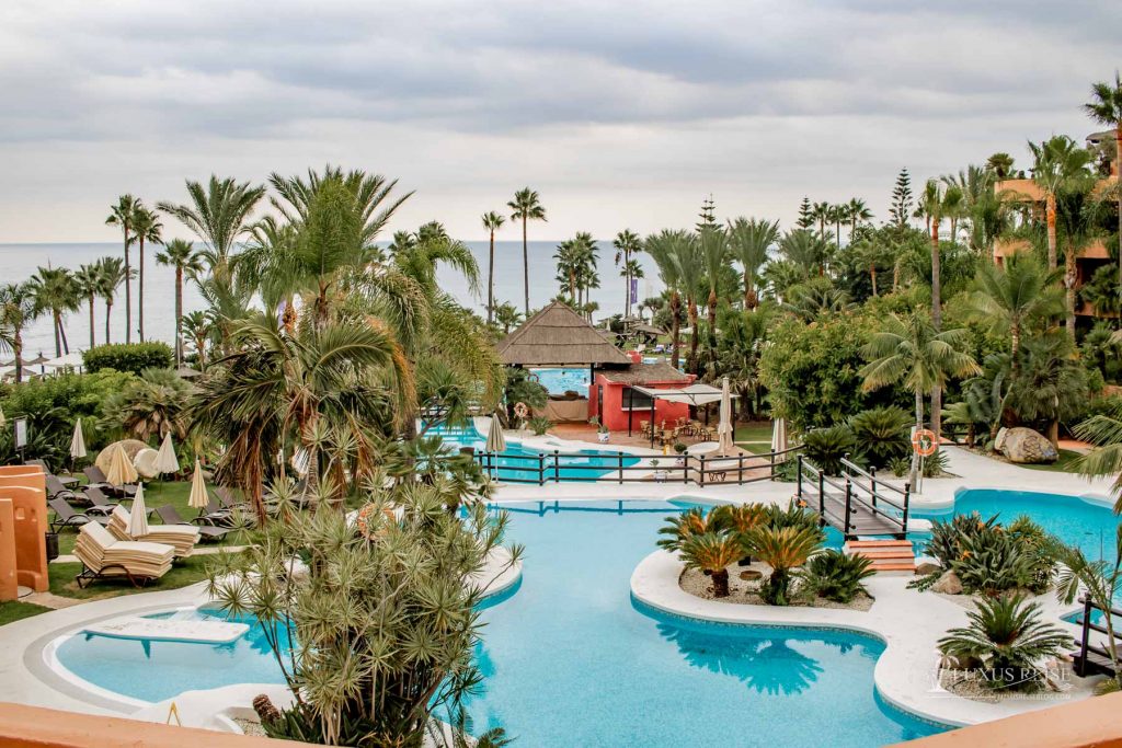 Kempinski Hotel Bahia Estepona Andalusien Spanien - Hoteltour und Hoteleindruck - Luxuriöses 5-Sterne Hotel am Mittelmeer - Aussicht auf das Mittelmeer