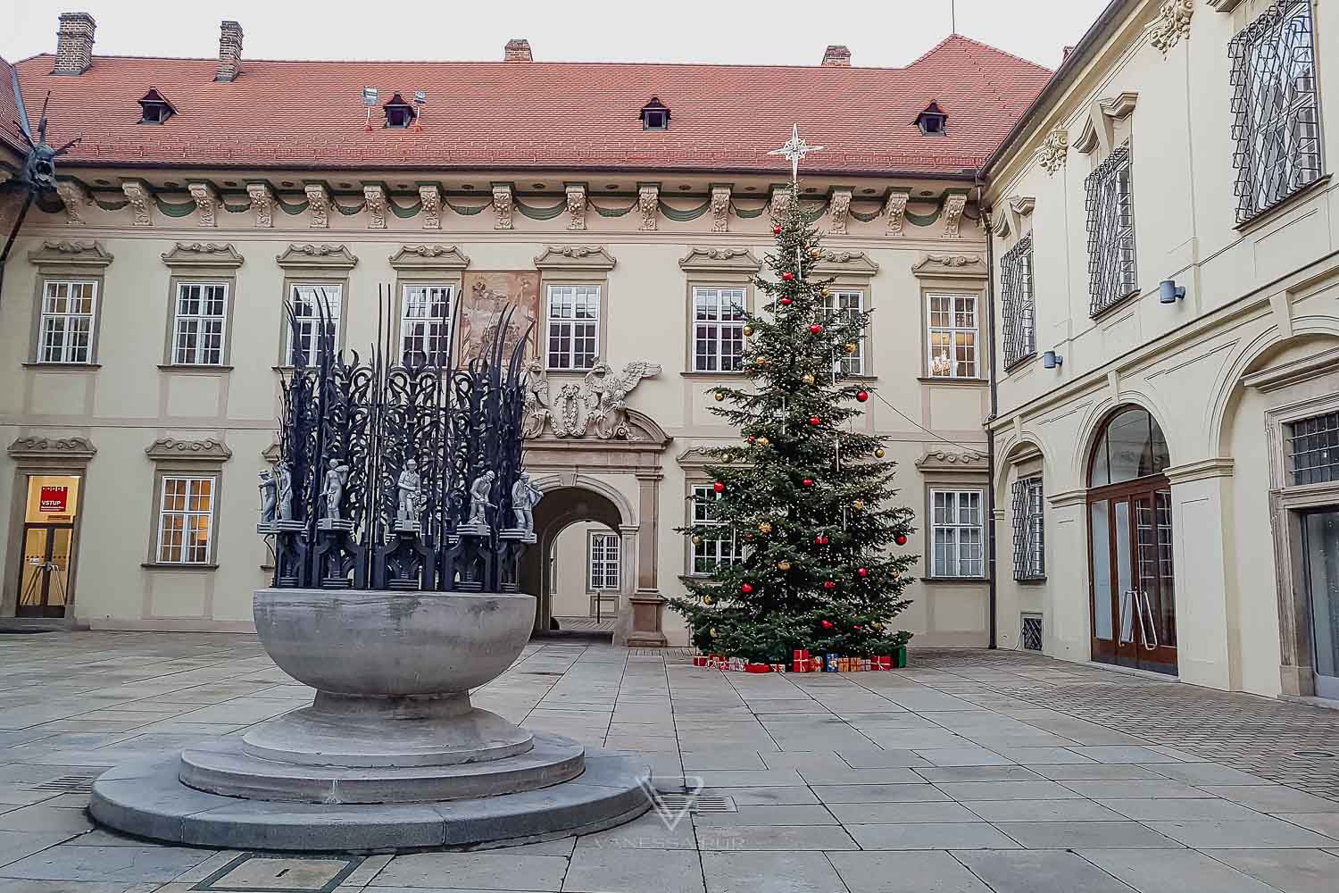 Brno sightseeing top 10 - Czech Republic weekend trip - Best Brno sightseeing top 10 in Czech Republic. Brno, the Czech city that is popular as a weekend getaway and has many beautiful Brno sights