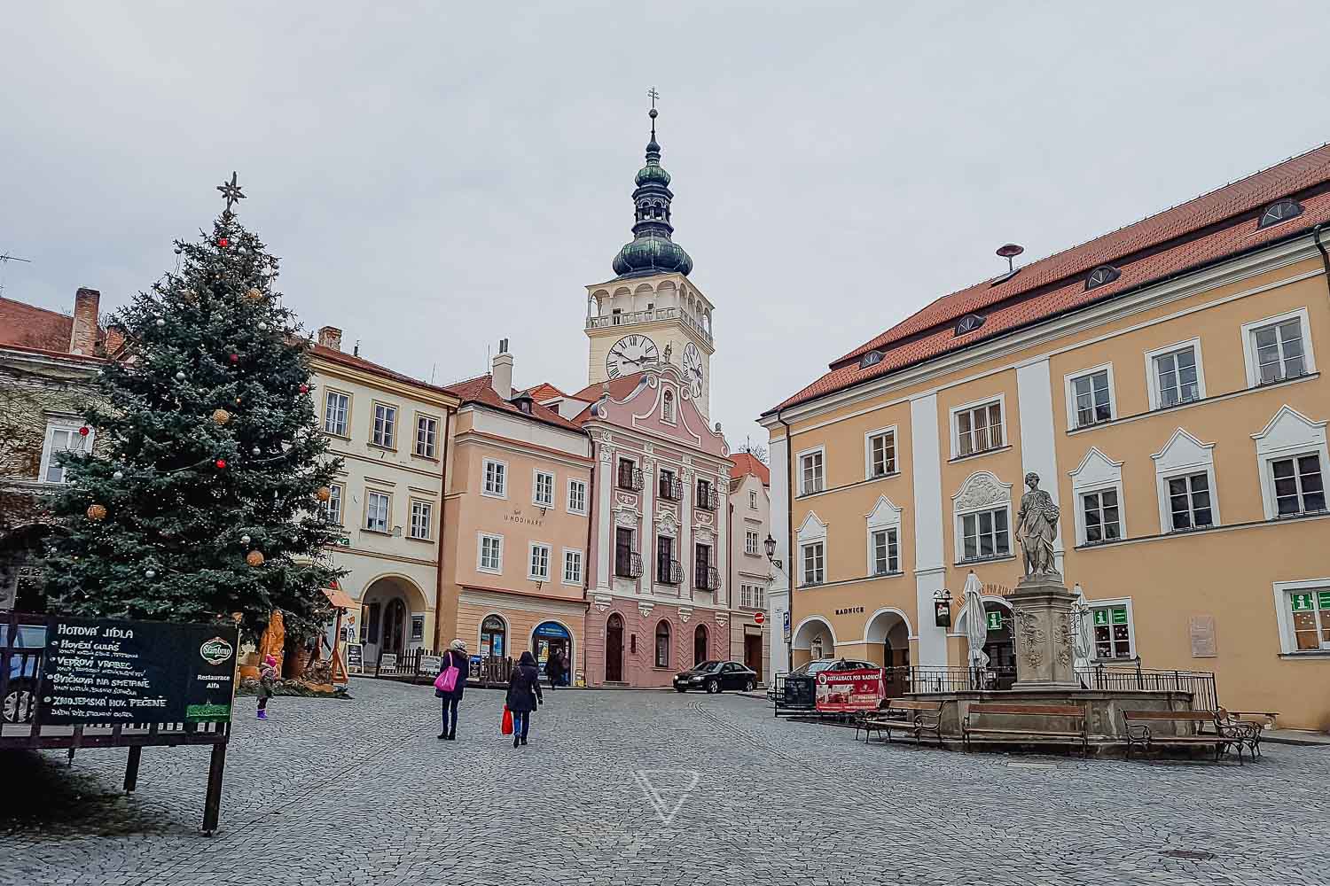 Brünn Sehenswürdigkeiten Top 10 - Tschechien Wochenendreise nach Brno - Beste Brünn Sehenswürdigkeiten in Tschechien. Brno, die tschechische Stadt, die gerne als Wochenendreise besucht wird und viele schöne