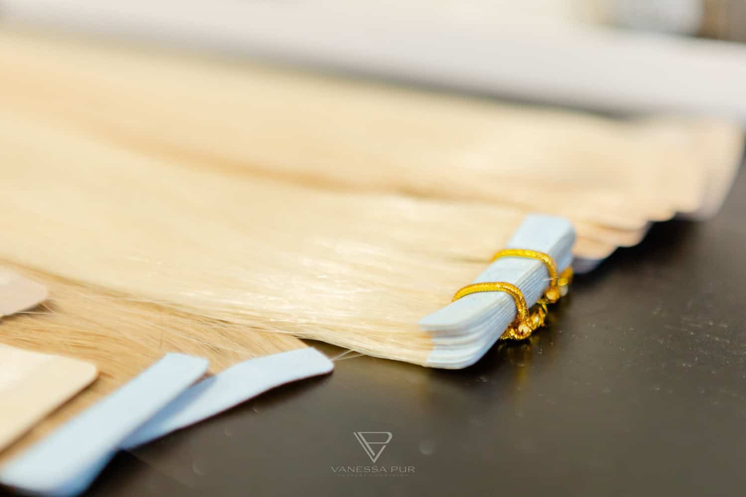 Tape Extensions Experience - Comparison with Bondings 4 Tape Extensions Experience - Comparison with Bondings - Hair Extension - Extensions - Tapes, Bondings or Clips - Which method is good? How much do hair extensions cost? Where can you get hair extensions done? Who is the best hairdresser? What are the disadvantages of hair extensions