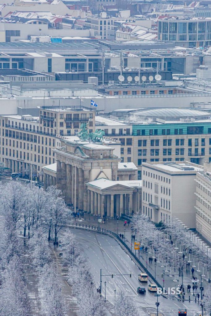 Aussicht Panorama Punkt - beste Aussicht über Berlin - Top 10 Sehenswürdigkeiten in Berlin - Was sollte man in Berlin gesehen haben? Lohnt sich eine Stadtrundfahrt in Berlin - Brandenburger Tor, Siegessäule, Berliner Dom und Reichstag, Besichtigung und Öffnungszeiten - Luxus Reiseblog Deutschland