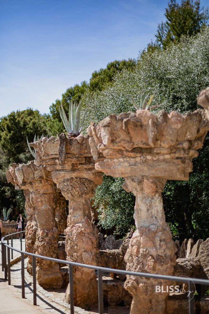 Gaudi Park in Barcelona - Park Güell - Sehenswürdigkeiten Barcelona - Gaudi Park Barcelona - Parc Guell - Sehenswürdigkeiten und Reisetipps - Eindrücke und Aussicht