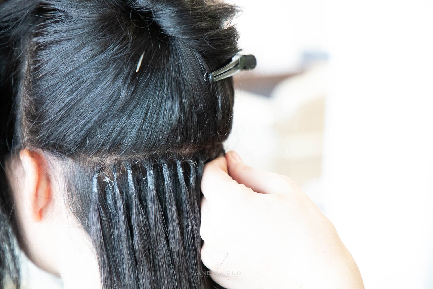 Tape extensions, bondings or clips - experience with hair extensions 4 Frequently asked questions about hair extensions - tips for long hair