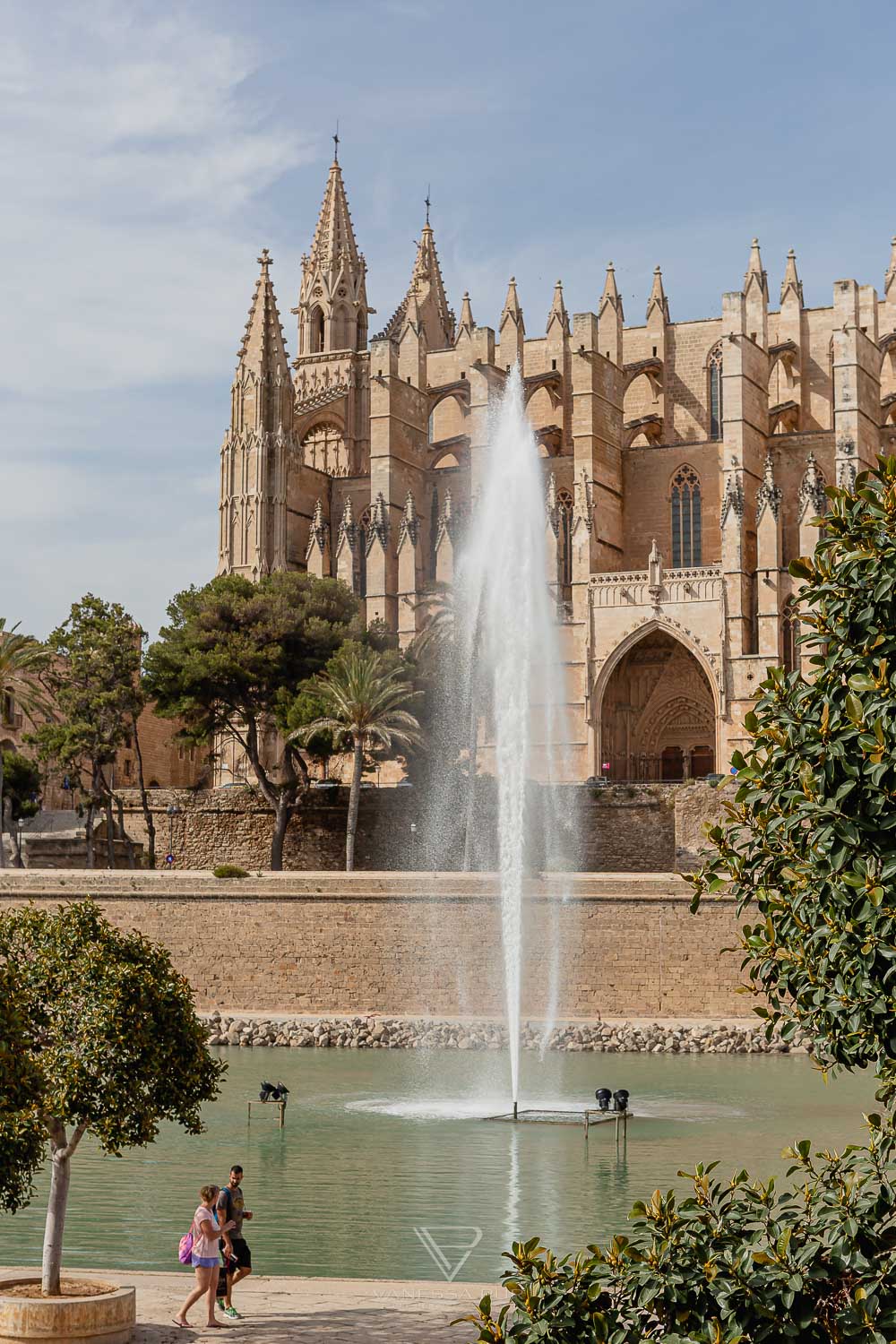 Mallorca sightseeing - Top 10 - Travel tips Palma - Best Top 10 Mallorca sightseeing and travel tips as a travel guide in Palma. Most beautiful beaches of Mallorca, places to visit, nature, hotels - spain - palma de mallorca city sights