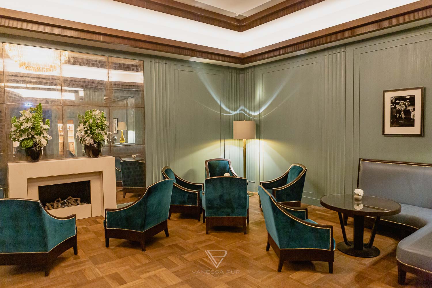 Kempinski Adlon Hotel Berlin - Eindruck und Aufenthalt - Adlon Hotel Berlin - Luxushotel am Brandenburger Tor - Präsidentensuite - Suiten mit Kamin, Lorenz Adlon Esszimmer, Ausblick