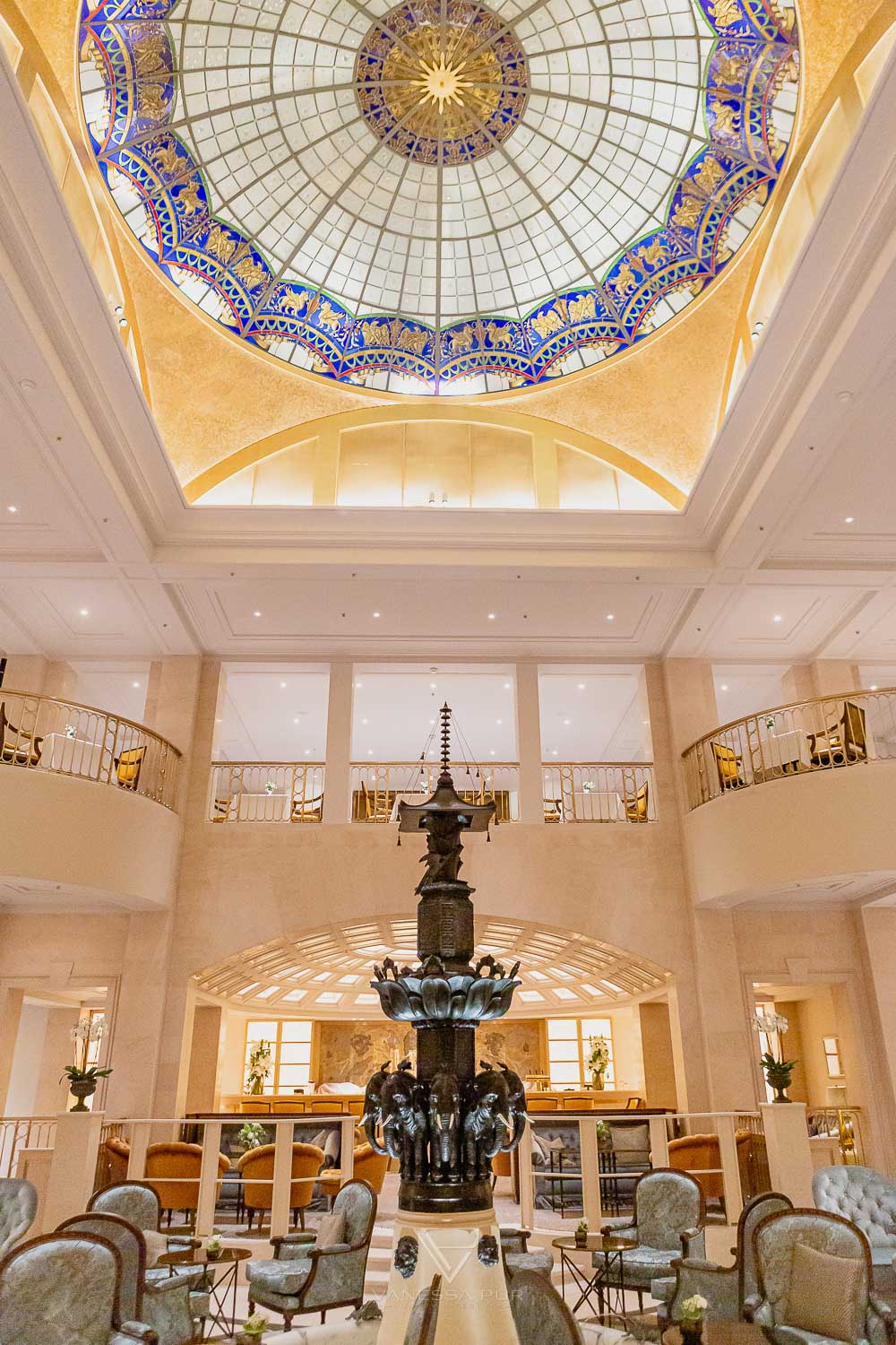 Kempinski Adlon Hotel Berlin - impression and stay - Adlon Hotel Berlin - Luxury Hotel at the Brandenburg Gate - Presidential Suite - Suites with fireplace, Lorenz Adlon dining room, view