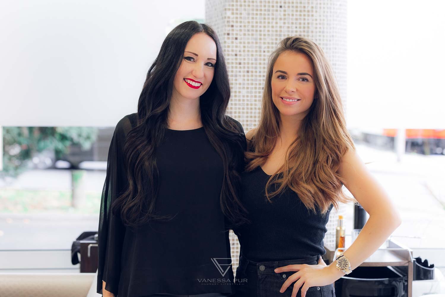 Experience at Melina Best Hairdresser, Extensions Questions & Gift Idea 8 Experience at Melina Best hairdresser, extensions questions & gift idea - extensions and hair extensions - questions about hair extensions and hair thickening - tapes or bondings - what to consider, care and duration, costs and experience - Melina Best in Cologne