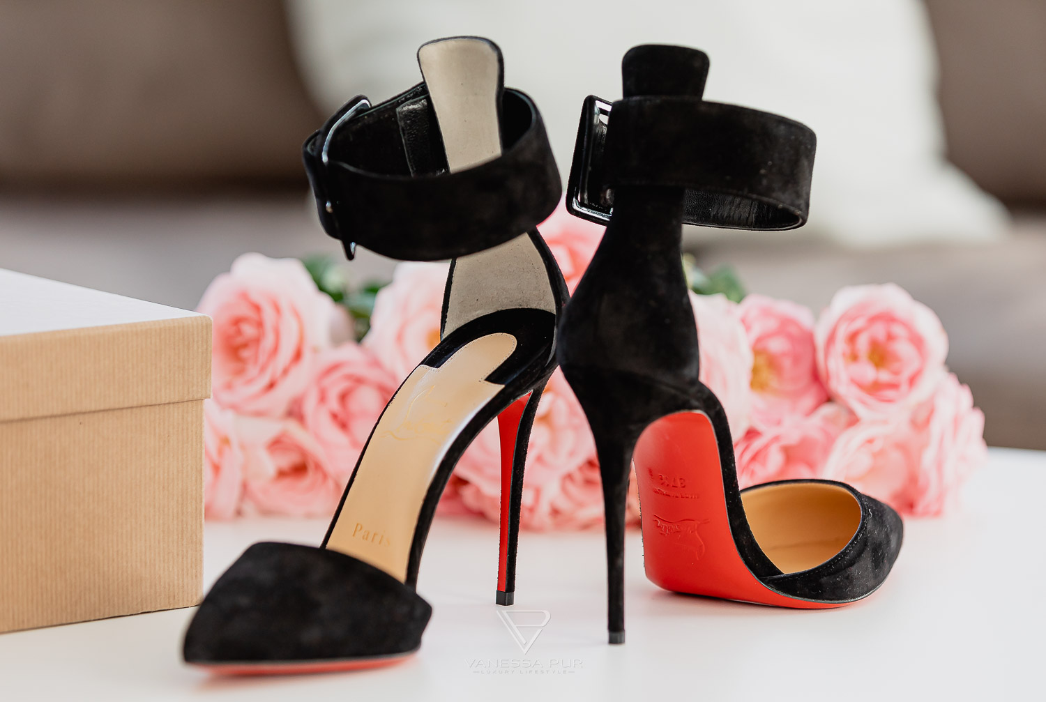 Christian Louboutin Harler Veau Velours Ankle Cuff High Heels - Luxury Blog Vanessa Pur - Designer High Heels - Fashionblogger - Red Carpet