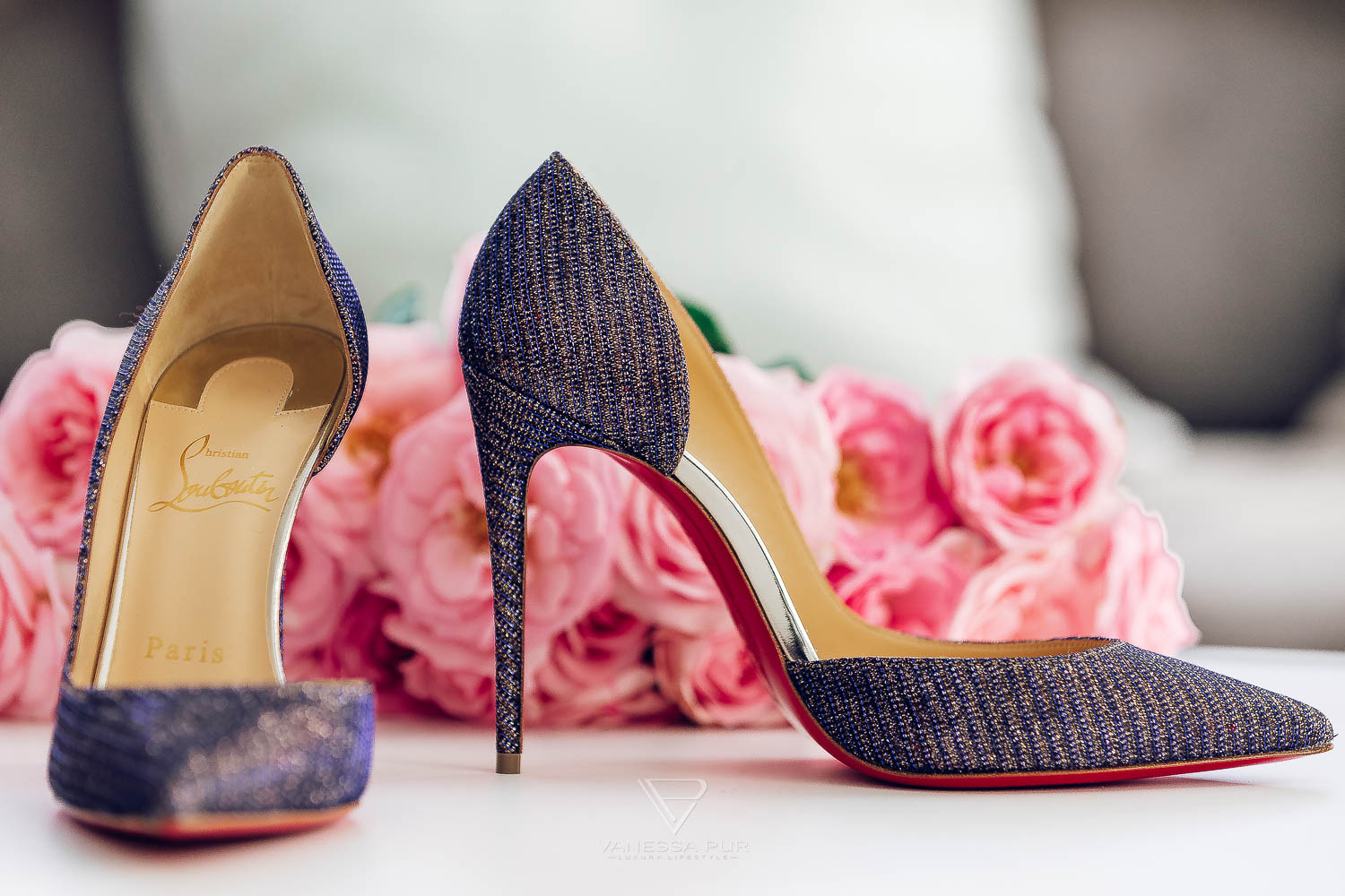 Christian Louboutin Iriza Atlantic Glitter Chain Specchio High Heels 2 Iriza Atlantic Glitter Chain Specchio 10cm - Christian Louboutin High Heels - Luxusblog Vanessa Pur - Designer High Heels - Fashionblogger - Red Carpet