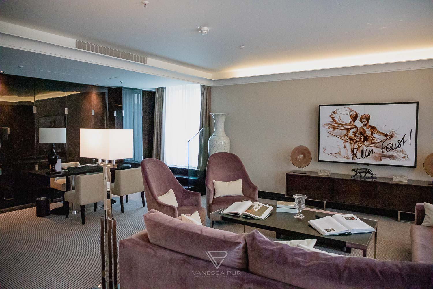 Sofitel Frankfurt Opera - Französischer Flair am Opernplatz - Frankfurt Sofitel Opera Luxushotel - Opernplatz Innenstadt - Luxusblogger Hotelerfahrung - Hoteleindrücke