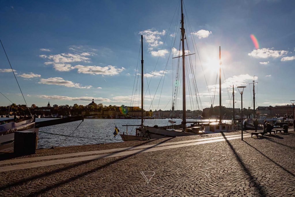 Stockholm Sehenswürdigkeiten - 24 Stunden in Stockholm - Beste Stockholm Sehenswürdigkeiten 24 Stunden in Stockholm. Schloss, Skansen Park, Vasa Museum, Rathaus Stadshuset, Gamla Stan,