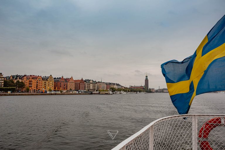 Stockholm sightseeing - 24 hours in Stockholm - Best Stockholm sightseeing 24 hours in Stockholm. Castle, Skansen Park, Vasa Museum, City Hall Stadshuset, Gamla Stan,