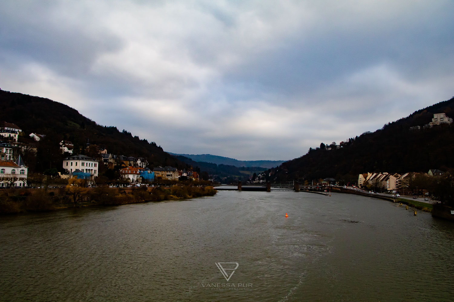 Heidelberg Sehenswürdigkeiten Top 10 - Tipps & Stadtführung - Heidelberg in Deutschland, Heidelberg Sehenswürdigkeiten, Tipps & Stadtführung. 24 Stunden in Heidelberg, erster Besuch, Fluss, Eindruck,