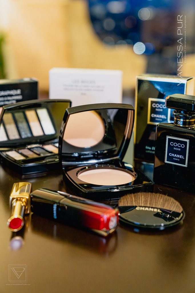 Chanel Beauty Produkte - Makeup, Lippenstift und Parfum, Neue Chanel Beauty Make-up Produkte - Holiday Collection 2023, Palette Lumière Graphique, Lippenstift Rouge Allure L’Extrait und Rouge Allure Laque, Puder Les Beiges von Chanel Beauty