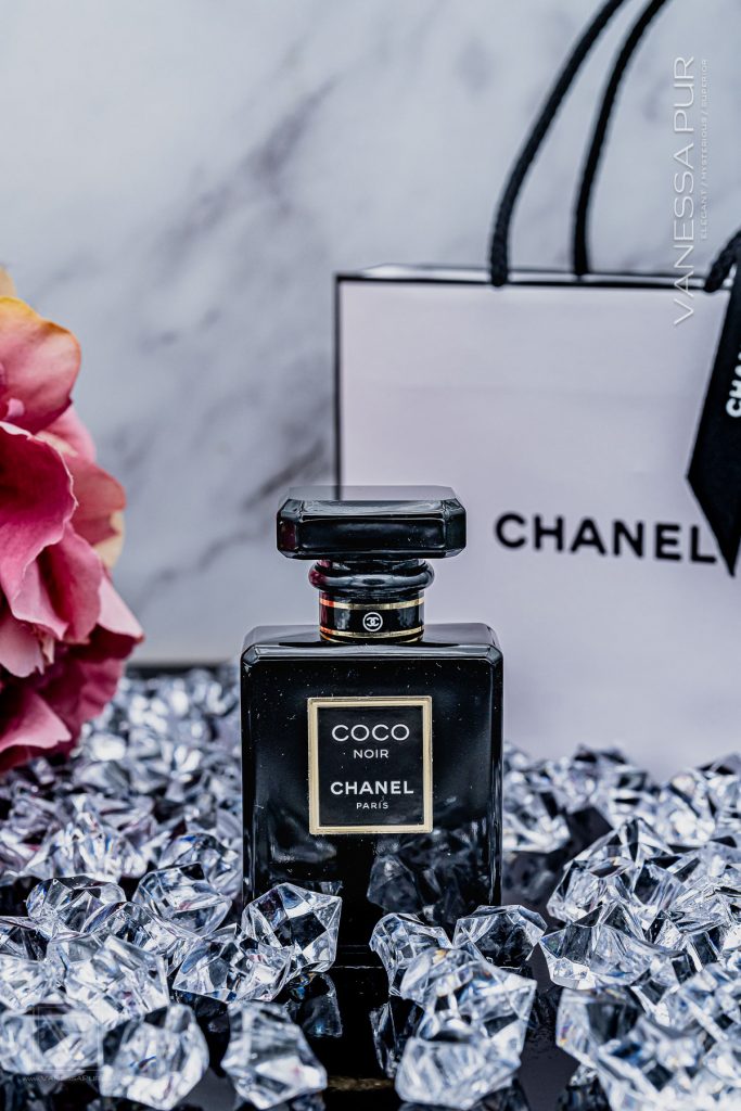 Scent of Chanel Coco Noir perfume for the elegant side of femininity. Sensual and warm with fascination and allure. Black gold  