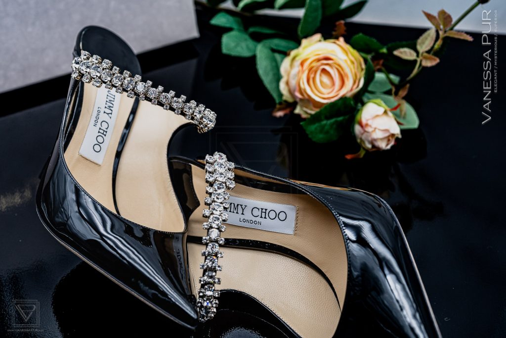 Jimmy Choo Bing 100 - Mules High Heels 10cm - Erfahrung mit Jimmy Choo Bing 100 Mules High Heels 10cm aus Lack mit glitzerndem Kristallriemen. Absatzhöhe, Laufen, Unboxing, Shopping Tipp