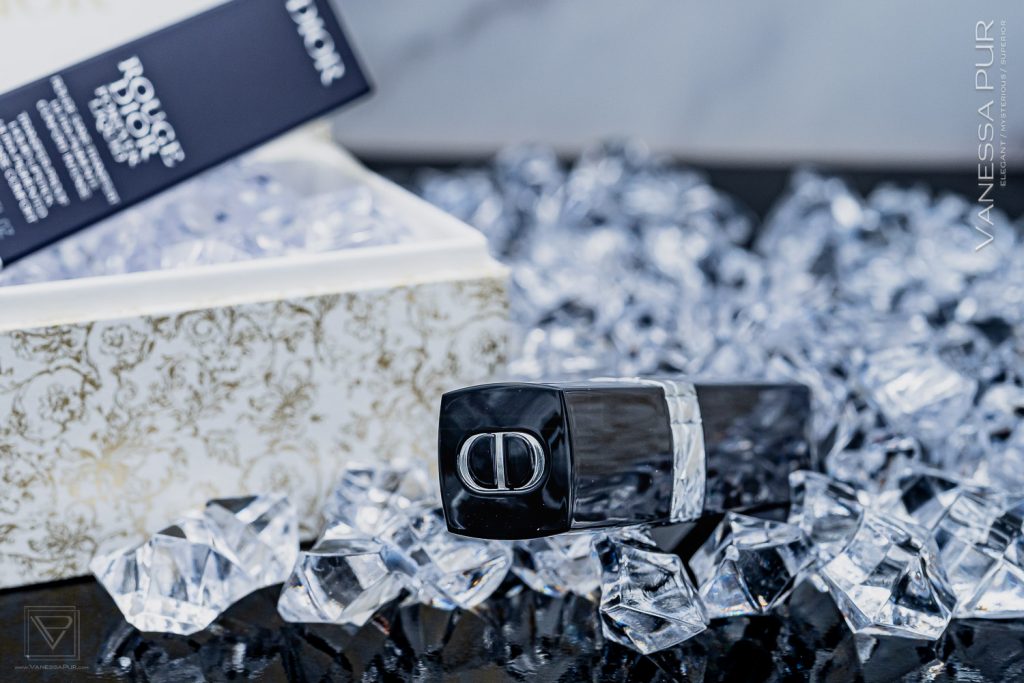 DIOR Rouge Dior Forever Liquid Lipstick Impression, long-lasting liquid lacquer with intense color. Shiny long-lasting lipstick from Dior Beauty 