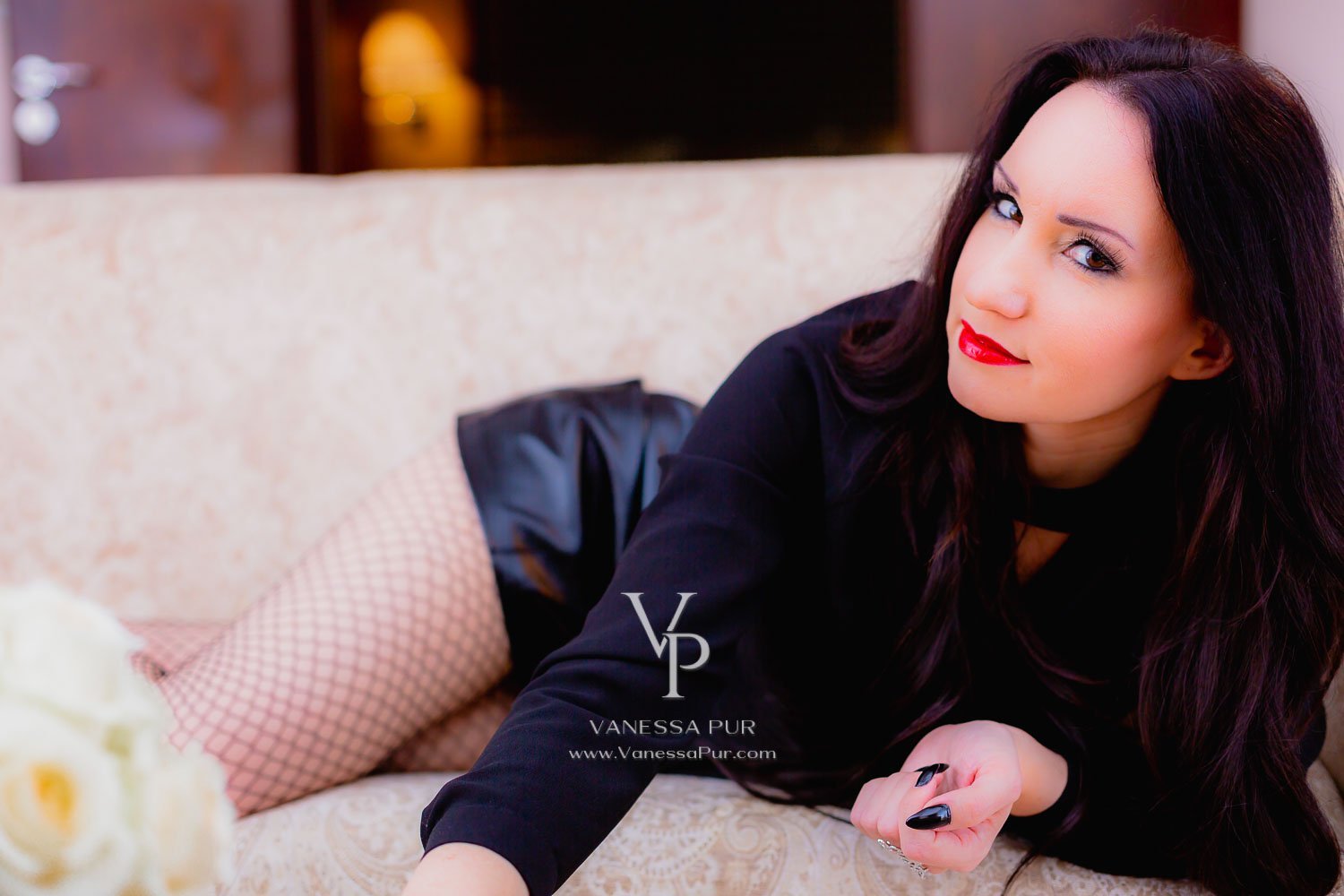 Fishnet tights with vinyl skirt outfit - stylish lookbook 5 Vanessa Pur - black fishnet tights - dinner style for going out - Fishnet tights and shiny black vinyl skirt outfit - stylish lookbook ans sexy lookbook with high heels and mini skirt