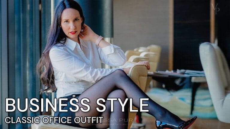 BLACK TIGHTS OUTFIT – From Dusseldorf to Cologne A Perfect Day of Style and Travel!