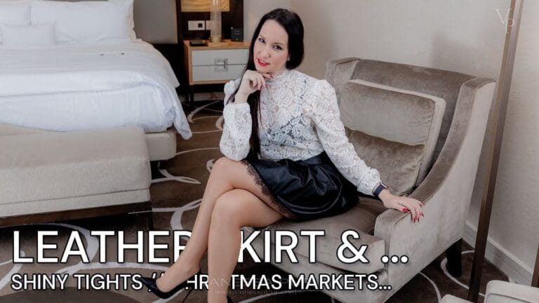 Leather Skirt and Shiny Tights – Christmas Market & Nye In Berlin