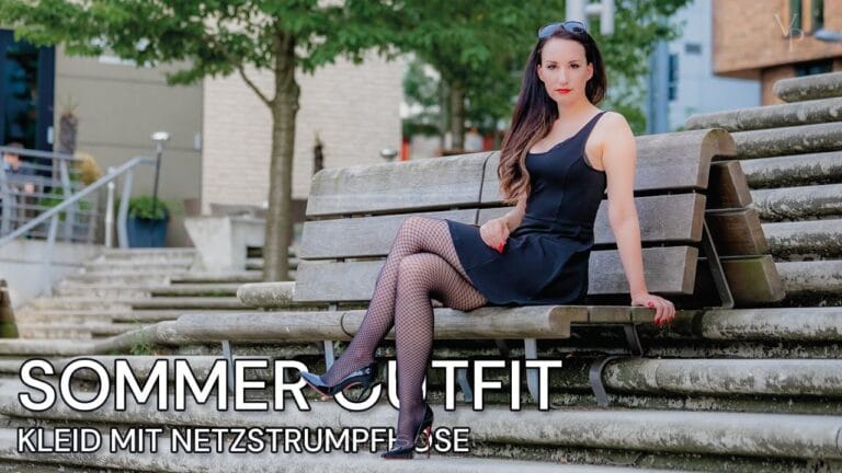 Sommerkleid Outfit mit High Heels und Strumpfhose